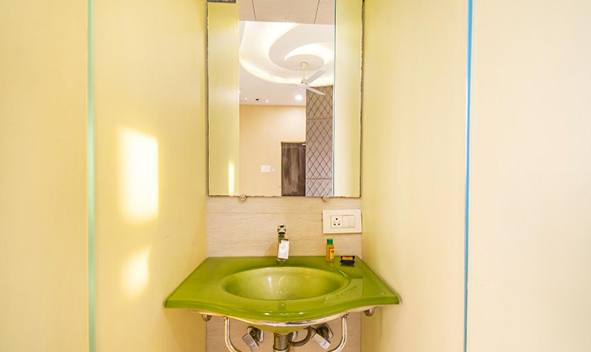 Fabhotel Seven Hills - Nr Mumbai International Airport Екстер'єр фото